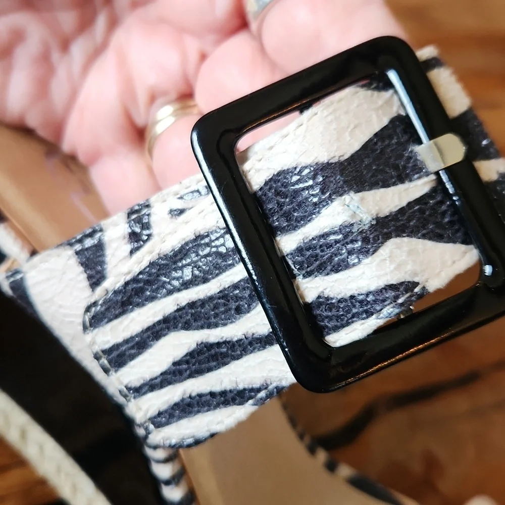 CL by Laundry Taylor Zebra Slide wedge heel‎ Patten Leather Sz 7.5